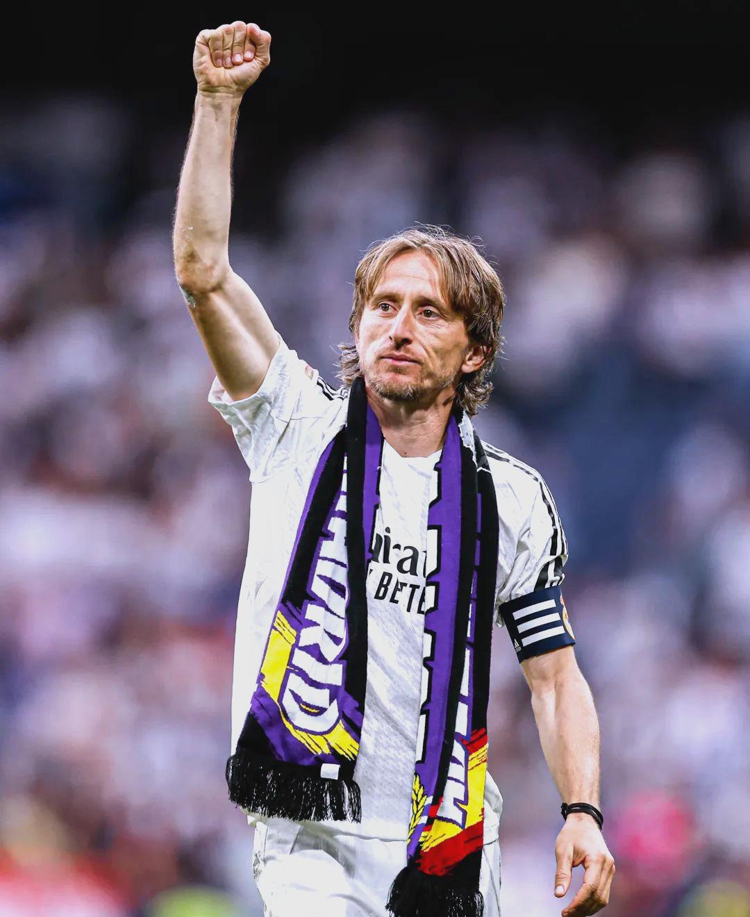 游泳技巧 ｜ 练习自由泳打腿：平衡、柔韧、放松三者缺一不可