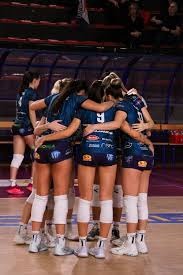 亨利：枪迷当然不希望曼城紧追不舍，他们太知道怎么赢球了